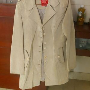 Cream overcoat for light winters